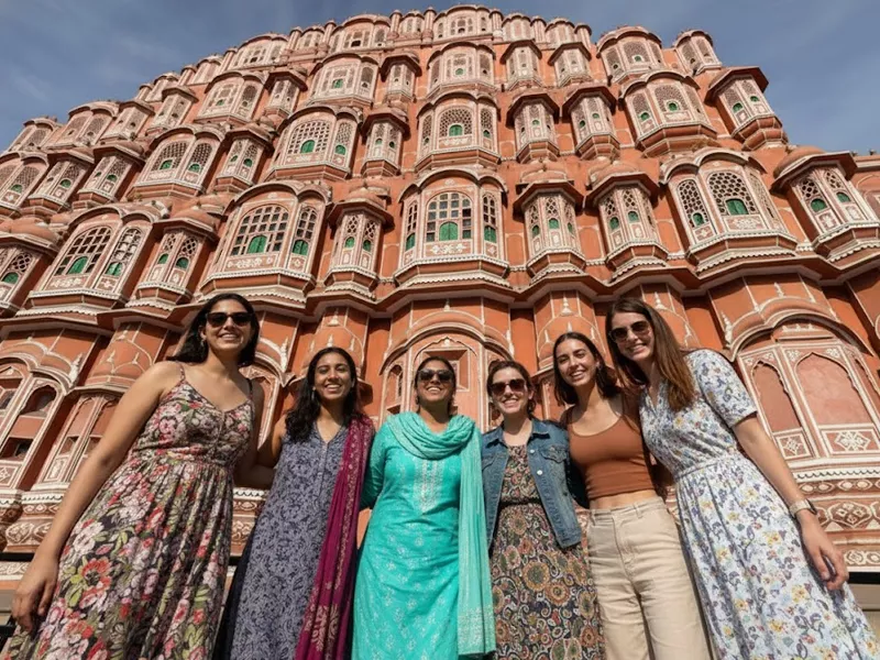 Hawa Mahal Jaipur with guests and old city bazaars